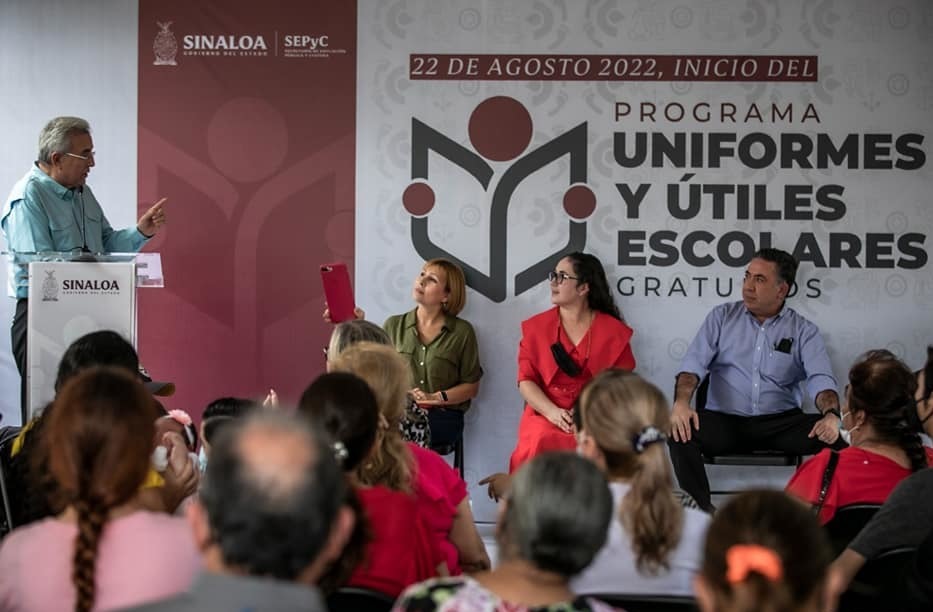 Arranca programa de uniformes y útiles escolares gratuitos 2022-2023.