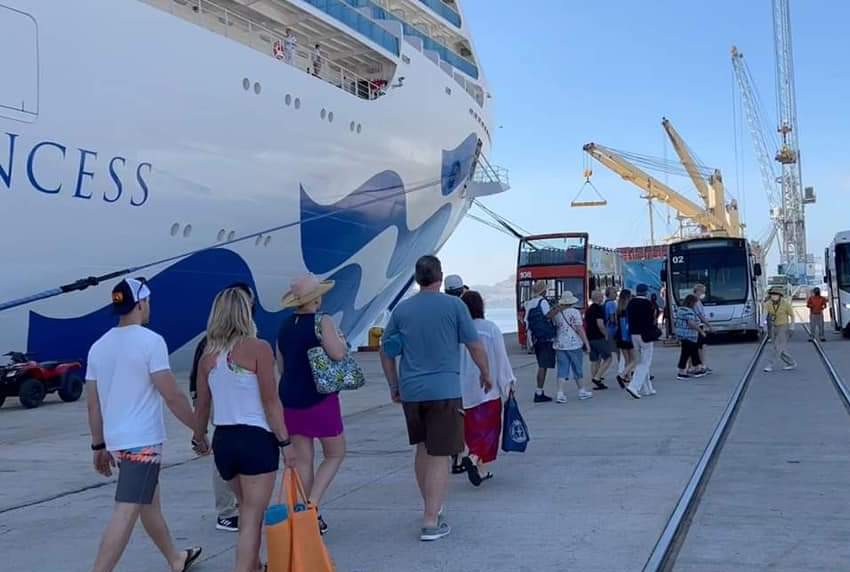 En este año han llegado a Mazatlán 72 cruceros turísticos con más de 342 mil personas.