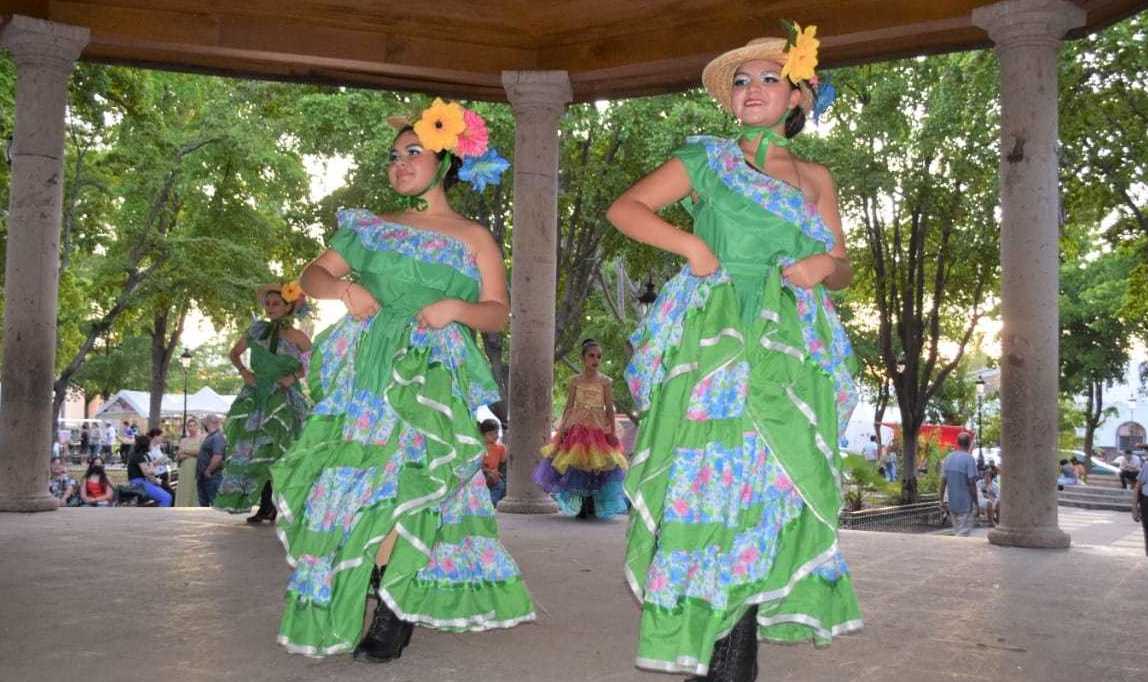  Circus Dance Studio se luce en Bohemia en la Plaza.