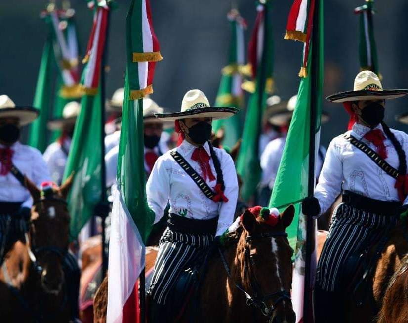 Autoridades municipales confirman e  invitan a participar en el desfile del CXII Aniversario de la Revolución Mexicana.