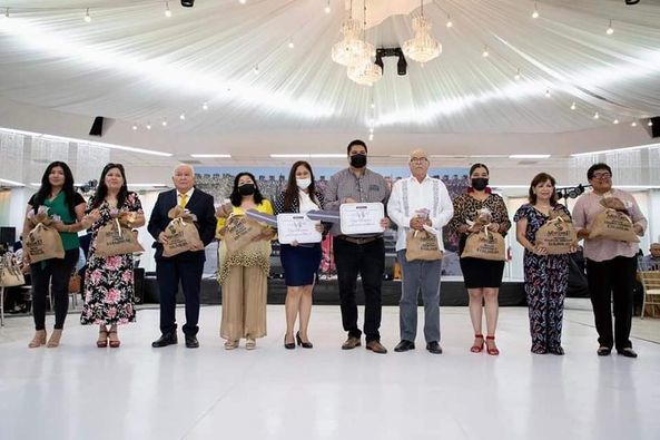 127 maestras y maestros jubilados del #SNTE27, fueron reconocidos por su permamencia en el Fideicomiso JUBICOM 27.         