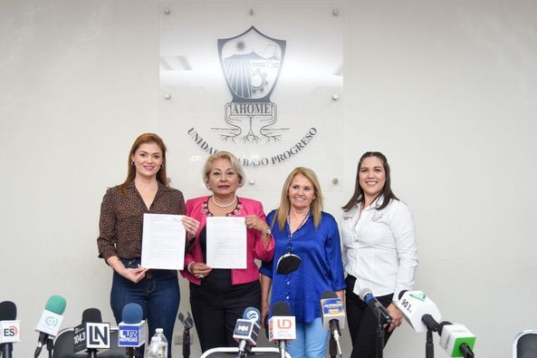 Invitan a mujeres del Municipio de AHOME a participar en el Premio Medalla al Mérito de la Mujer Ahomense “Lore de la Vega 2022”.
