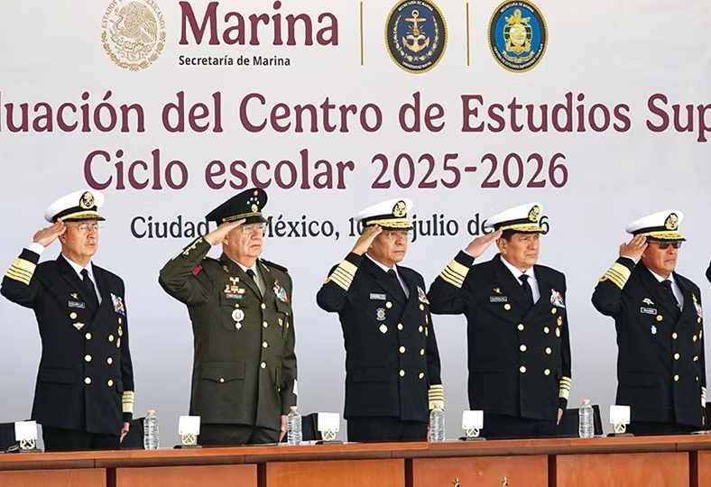        Marina gradúa a especialistas en estrategia naval