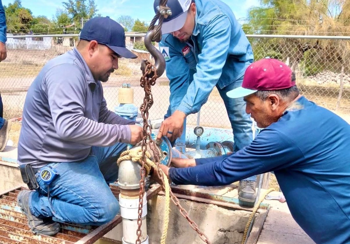 Gobierno de El Fuerte fortalece sistema de saneamiento en La Constancia y la cabecera municipal. 