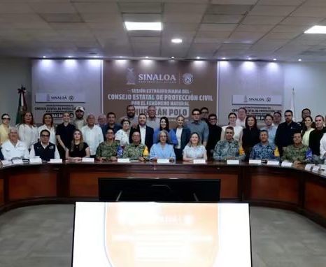 Preparados los tres órdenes de Gobierno para atender posibles contingencias del "Huracán Polo" en Sinaloa: Gobernadora Graciela Domínguez.      