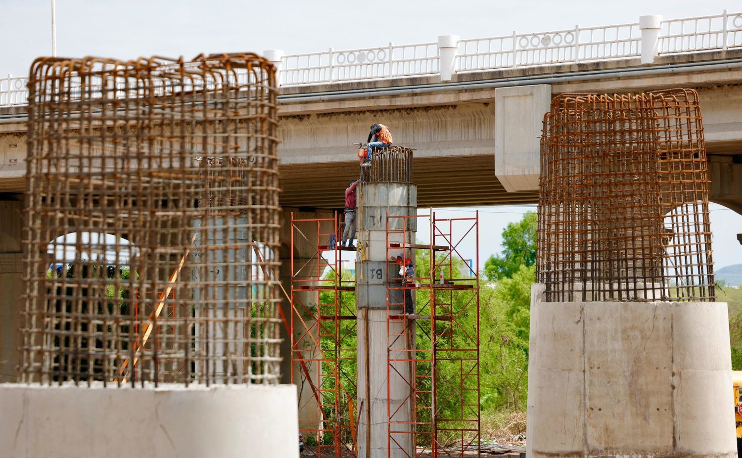         El malecón del río Culiacán es la mayor obra pública emprendida por gobierno alguno: secretario Raúl Montero