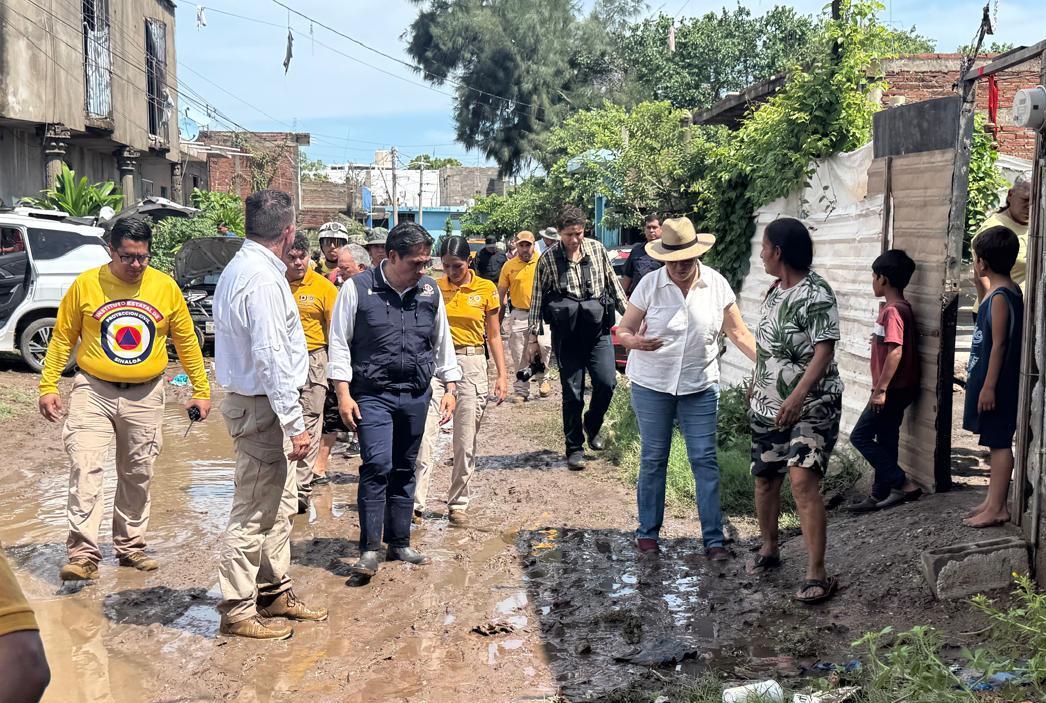         Instruye Gobernadora Yeraldine Bonilla, atender a afectados por lluvias en Mazatlán
