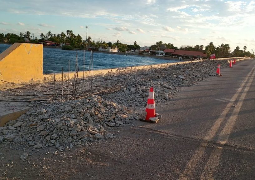 Inicia la rehabilitación de puente y andadores de El Maviri. 