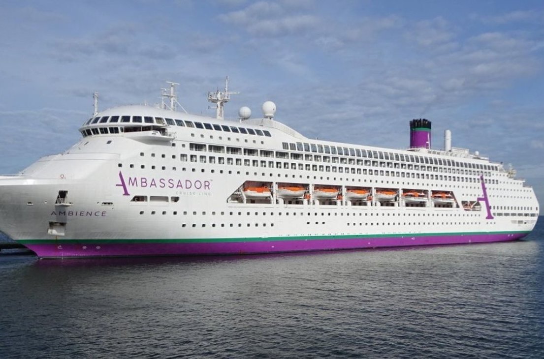      Confinan a 1,700 personas en crucero por brote gastrointestinal