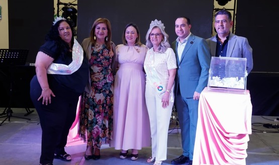 Acompaña Gobernadora Yeraldine a madres del STASE en su festejo