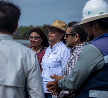 Atiende Gobernadora Graciela Domínguez, demandas del sector restaurantero en Boca del Río, Guasave