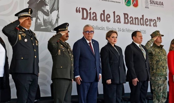 Encabeza Gobernador Rocha la conmemoración del Día de la Bandera.