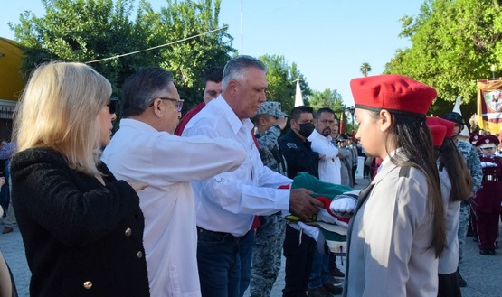 Gobierno de El Fuerte conmemora el Día de la Bandera Nacional.