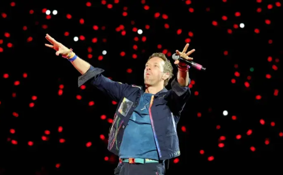     FIFA apuesta en grande: Coldplay dará show de medio tiempo en la final del Mundial 2026