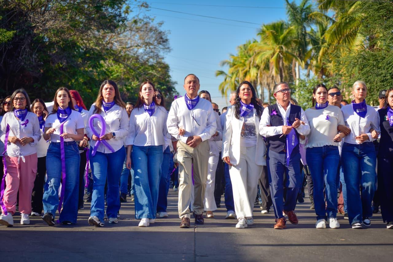     Marchan en Ahome por los derechos de las mujeres; llaman a visibilizar la violencia y a actuar en unidad. 