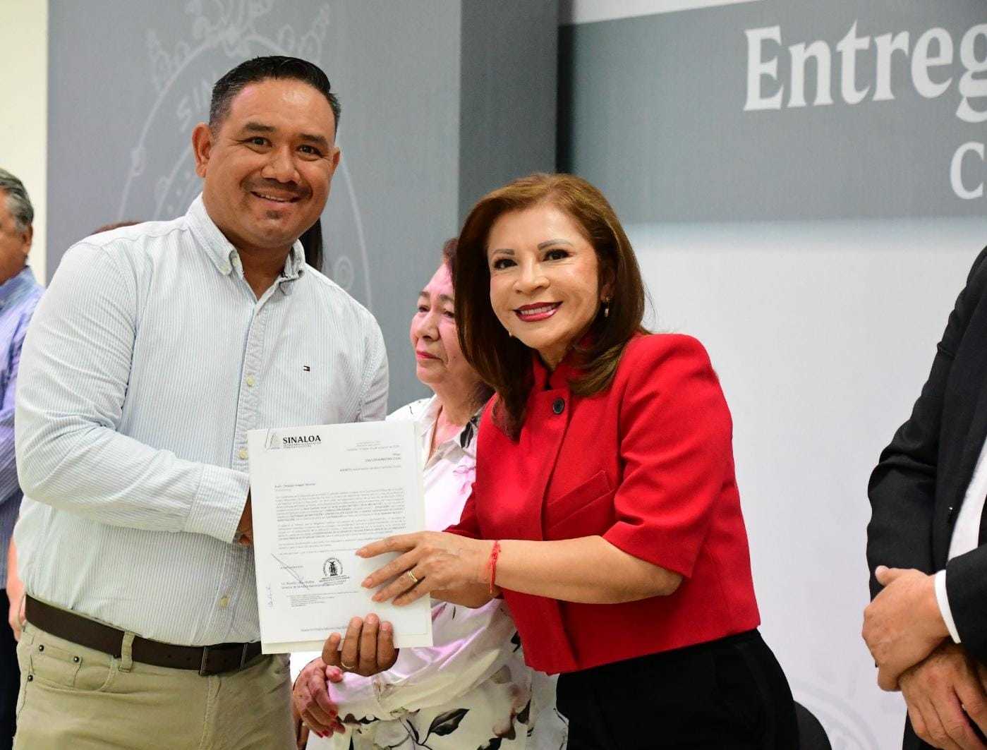 Entrega SEPyC 109 Becas Comisión a docentes de Educación Básica para estudios de posgrado &nbsp;