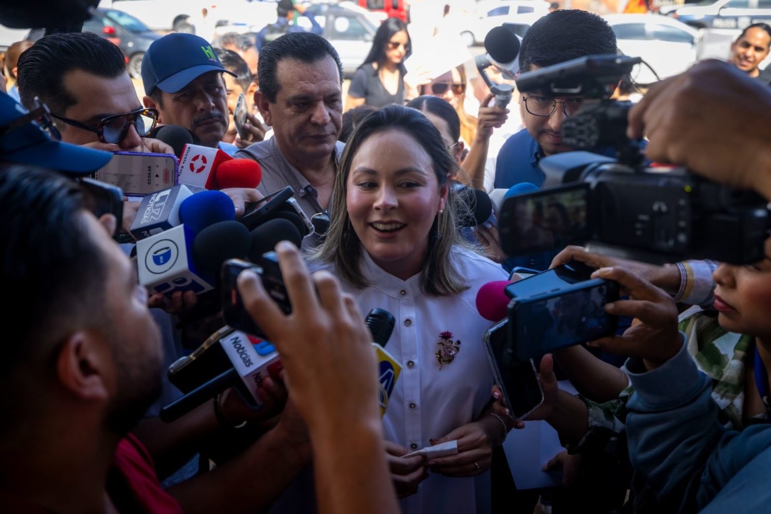         Invita Gobernadora Yeraldine Bonilla, a disfrutar de manera responsable, sana y familiar este período vacacional