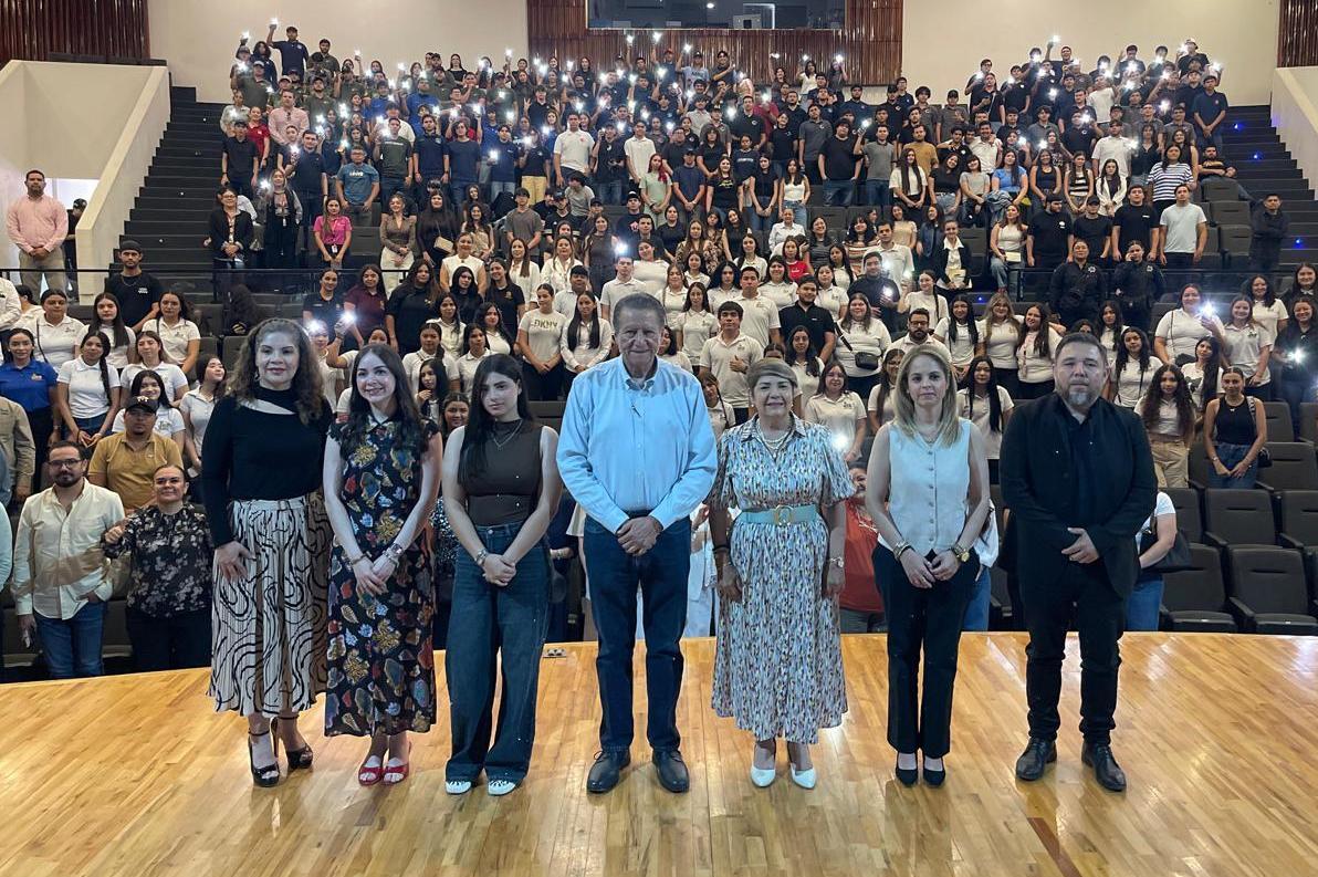      Con éxito se lleva a cabo en Guasave “Punto de Partida”, una jornada con programas, herramientas y vacantes para emprendedores