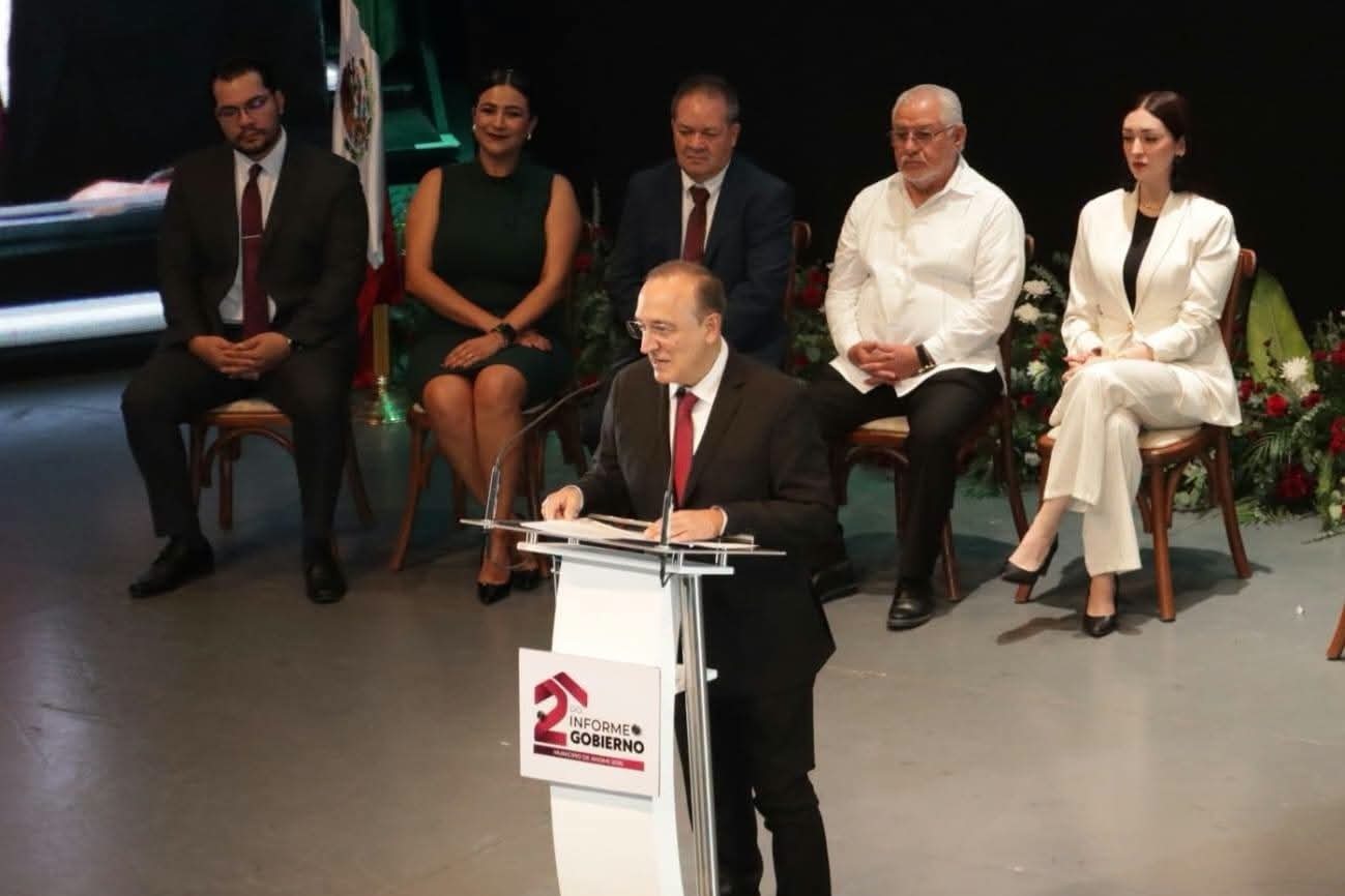 “Trabajamos con el corazón en cada familia; Gracias por permitirme serles útil para su bienestar”: Antonio Menéndez.    